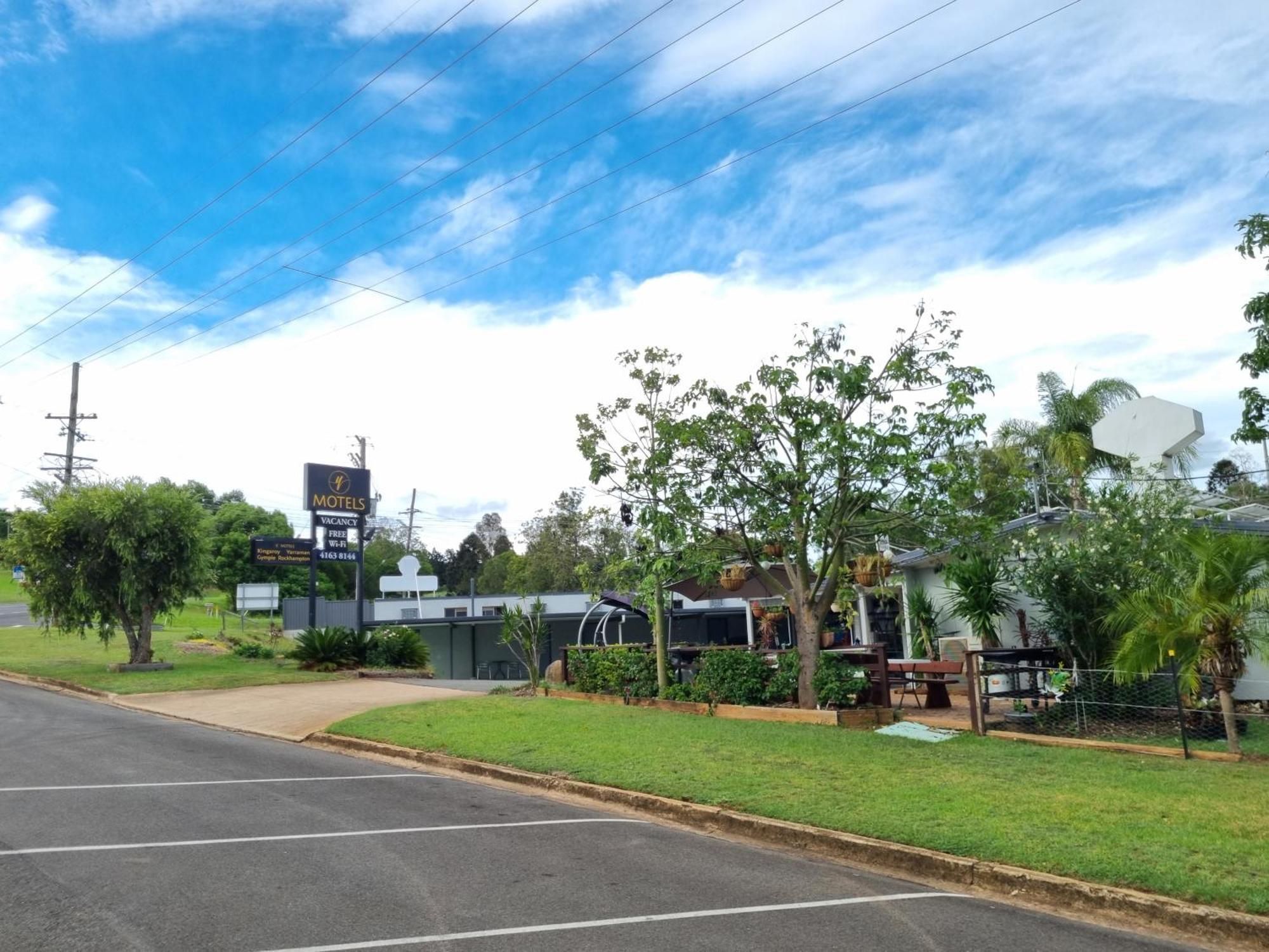 Y Motels Yarraman Bagian luar foto