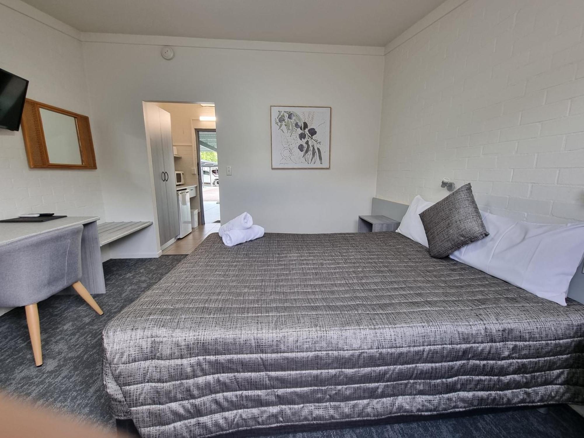 Y Motels Yarraman Bagian luar foto
