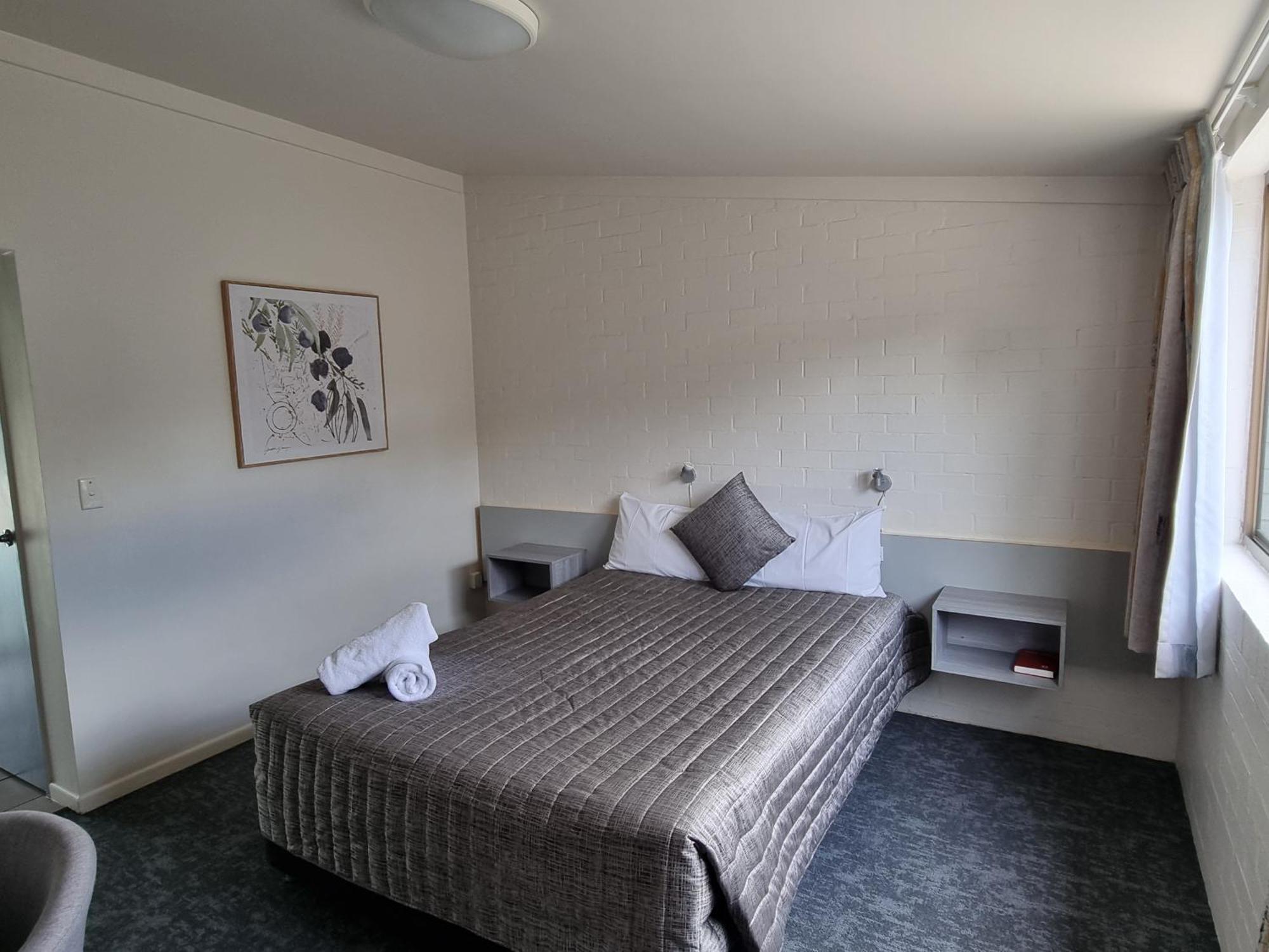 Y Motels Yarraman Bagian luar foto